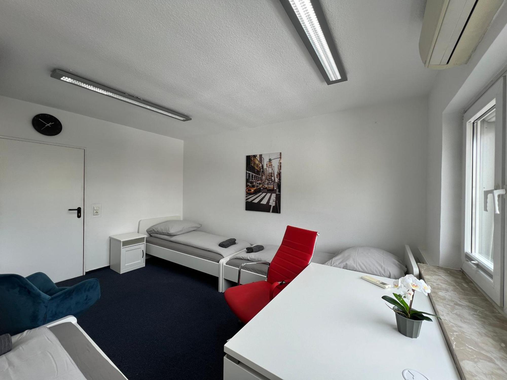 Hotel Mieterlux Frankfurt Heusenstamm 46 Exterior foto