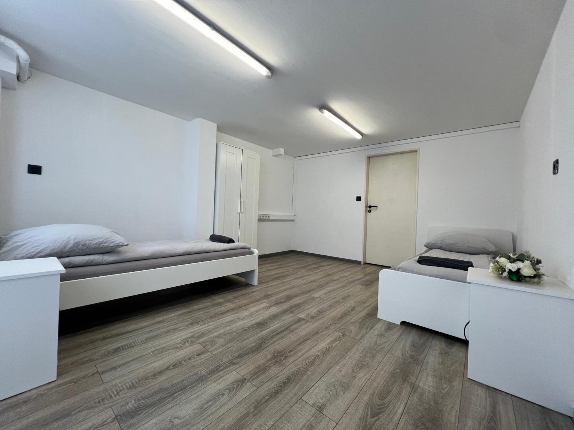 Hotel Mieterlux Frankfurt Heusenstamm 46 Exterior foto